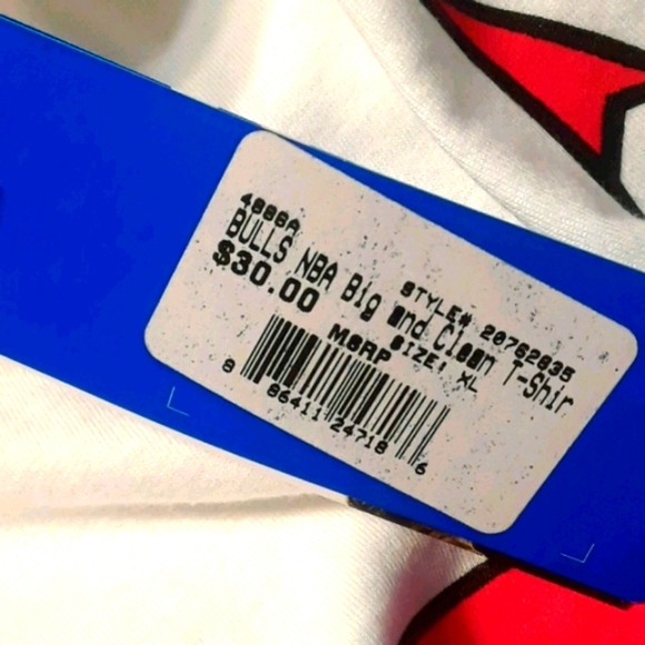 Adidas T-Shirt - Picture 5 of 5